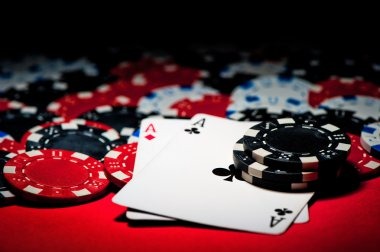 Sic Bo dice container and live dealer on omutogel login